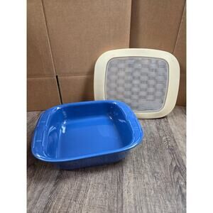 Longaberger Pottery Cornflower Blue 8x8 Baking Dish w/ Silicone Lid